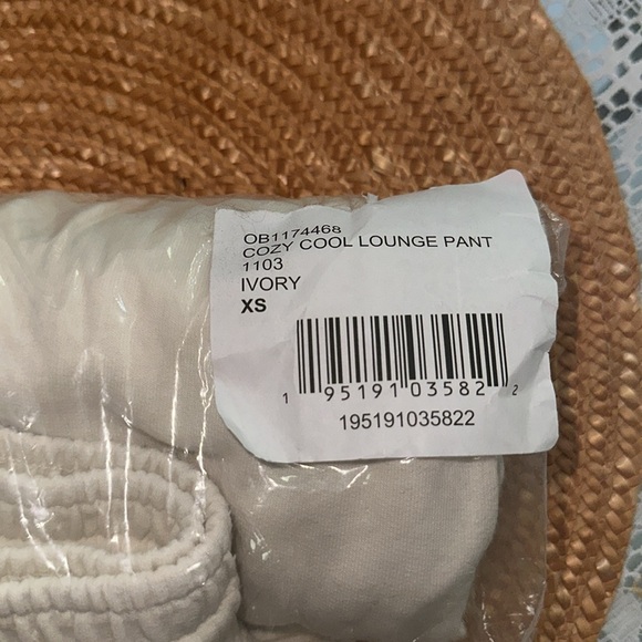 Free People Cozy Cool Girl Lounge Pants NWT - Picture 6 of 11